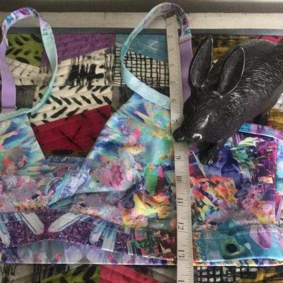 BlackMilk Sports Bra Top Crystals Pattern sz L - Picture 8 of 16